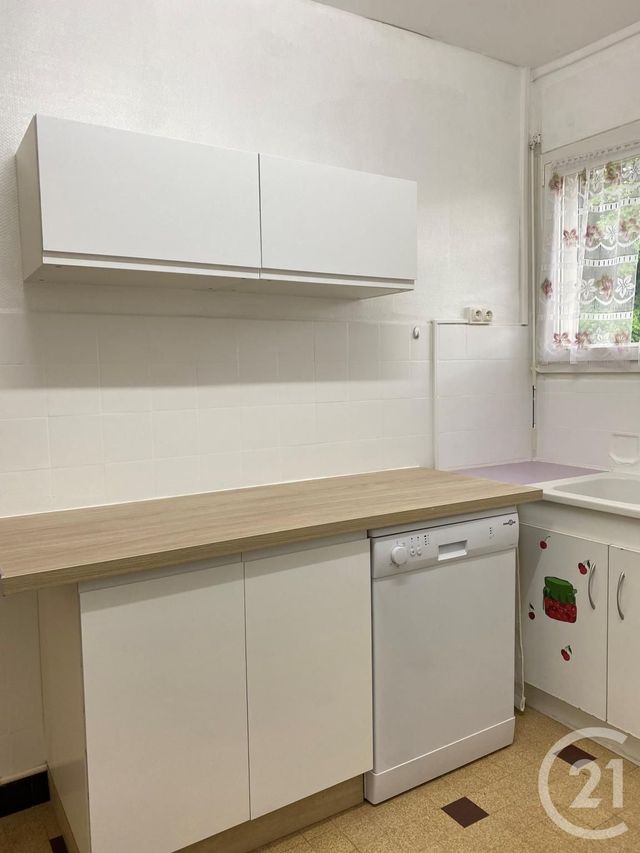 Appartement F4 à louer - 4 pièces - 74.0 m2 - BELFORT - 90 - FRANCHE-COMTE - Century 21 Agence Du Théâtre Appartement F4 à louer - 4 pièces - 74.0 m2 - BELFORT - 90 - FRANCHE-COMTE - Century 21 Agence Du Théâtre