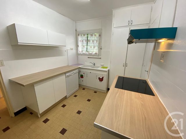 Appartement F4 à louer - 4 pièces - 74.0 m2 - BELFORT - 90 - FRANCHE-COMTE - Century 21 Agence Du Théâtre Appartement F4 à louer - 4 pièces - 74.0 m2 - BELFORT - 90 - FRANCHE-COMTE - Century 21 Agence Du Théâtre
