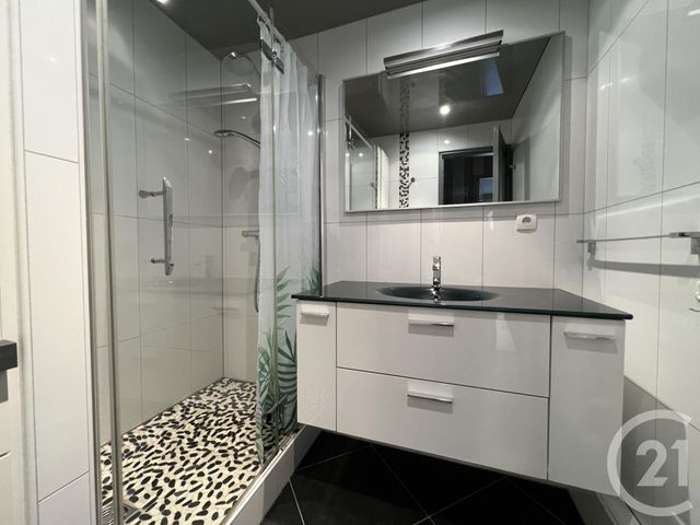 Appartement T5 à vendre - 5 pièces - 90.0 m2 - BELFORT - 90 - FRANCHE-COMTE - Century 21 Agence Du Théâtre