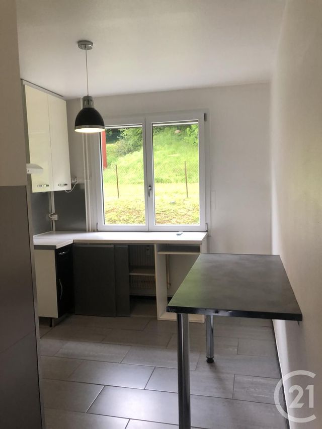 Appartement F4 à louer - 4 pièces - 73.0 m2 - BELFORT - 90 - FRANCHE-COMTE - Century 21 Agence Du Théâtre Appartement F4 à louer - 4 pièces - 73.0 m2 - BELFORT - 90 - FRANCHE-COMTE - Century 21 Agence Du Théâtre