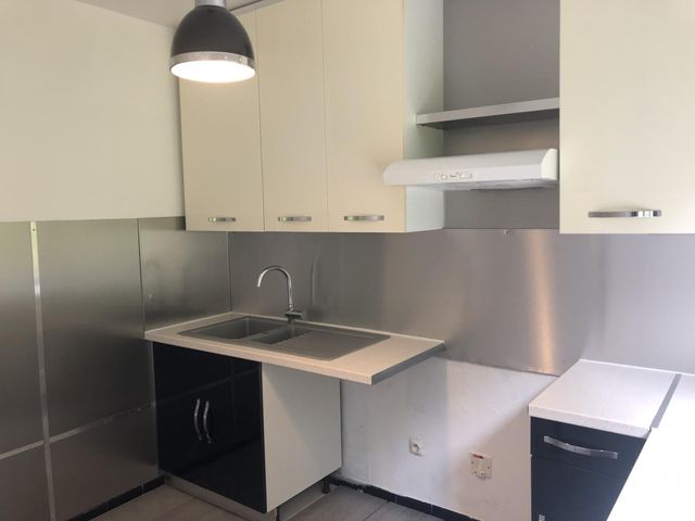 Appartement F4 à louer - 4 pièces - 73.0 m2 - BELFORT - 90 - FRANCHE-COMTE - Century 21 Agence Du Théâtre Appartement F4 à louer - 4 pièces - 73.0 m2 - BELFORT - 90 - FRANCHE-COMTE - Century 21 Agence Du Théâtre