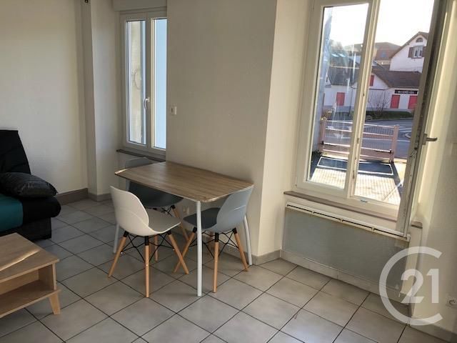 Appartement F1 à louer - 1 pièce - 25.0 m2 - BELFORT - 90 - FRANCHE-COMTE - Century 21 Agence Du Théâtre Appartement F1 à louer - 1 pièce - 25.0 m2 - BELFORT - 90 - FRANCHE-COMTE - Century 21 Agence Du Théâtre