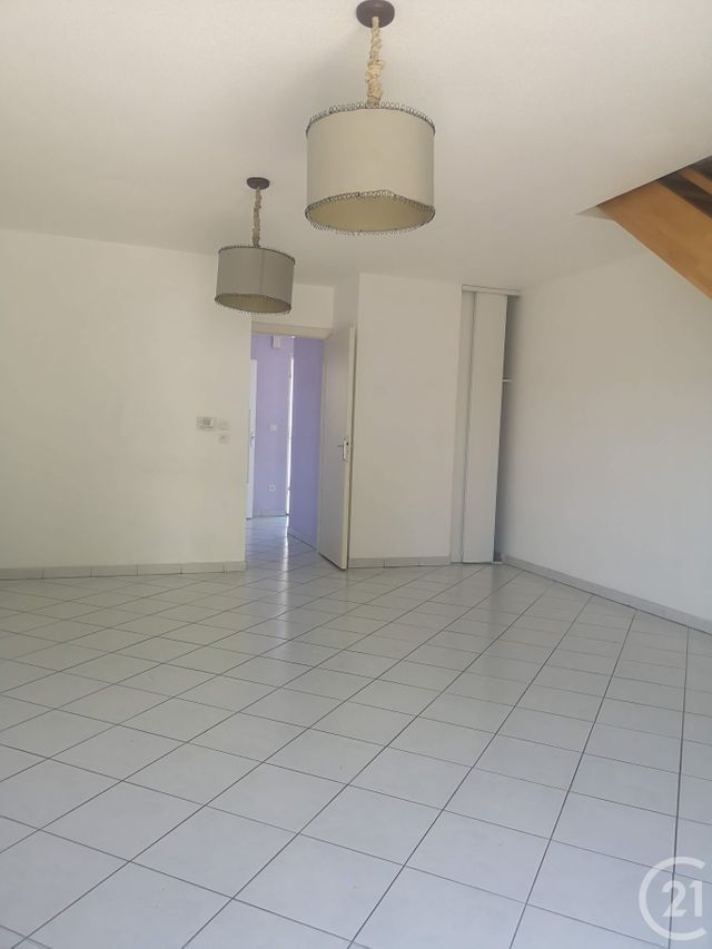 maison à vendre - 4 pièces - 85.55 m2 - GRAND CHARMONT - 25 - FRANCHE-COMTE - Century 21 Agence Du Théâtre maison à vendre - 4 pièces - 85.55 m2 - GRAND CHARMONT - 25 - FRANCHE-COMTE - Century 21 Agence Du Théâtre