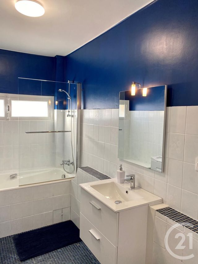 Appartement F3 à louer - 3 pièces - 64.0 m2 - BELFORT - 90 - FRANCHE-COMTE - Century 21 Agence Du Théâtre Appartement F3 à louer - 3 pièces - 64.0 m2 - BELFORT - 90 - FRANCHE-COMTE - Century 21 Agence Du Théâtre