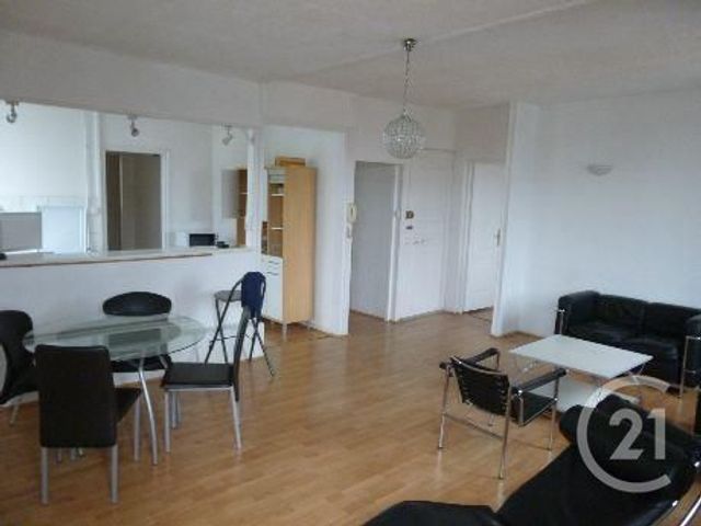 Appartement F3 à louer - 3 pièces - 60.0 m2 - BELFORT - 90 - FRANCHE-COMTE - Century 21 Agence Du Théâtre Appartement F3 à louer - 3 pièces - 60.0 m2 - BELFORT - 90 - FRANCHE-COMTE - Century 21 Agence Du Théâtre