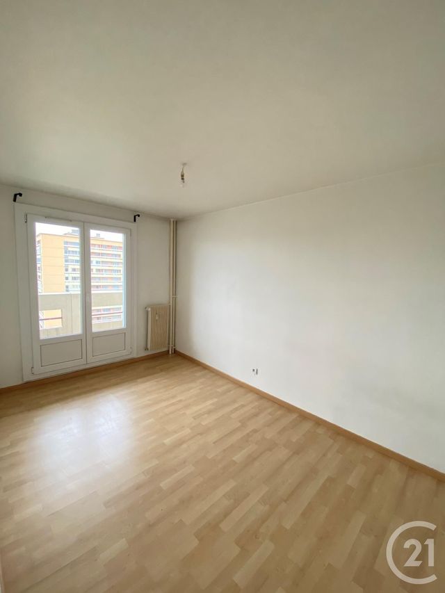 Appartement F2 à louer - 2 pièces - 42.96 m2 - BELFORT - 90 - FRANCHE-COMTE - Century 21 Agence Du Théâtre Appartement F2 à louer - 2 pièces - 42.96 m2 - BELFORT - 90 - FRANCHE-COMTE - Century 21 Agence Du Théâtre