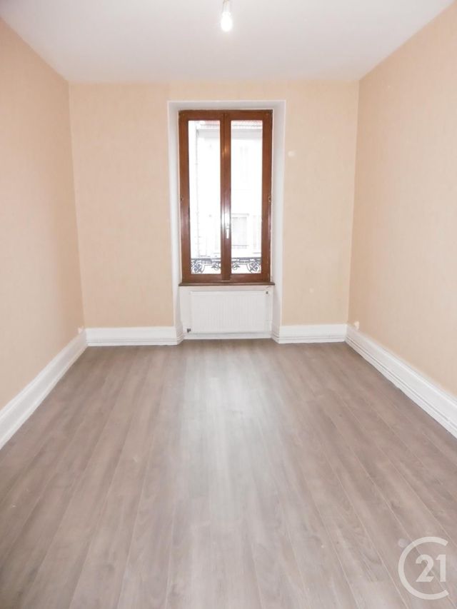 Appartement F3 à louer - 2 pièces - 67.0 m2 - BELFORT - 90 - FRANCHE-COMTE - Century 21 Agence Du Théâtre Appartement F3 à louer - 2 pièces - 67.0 m2 - BELFORT - 90 - FRANCHE-COMTE - Century 21 Agence Du Théâtre