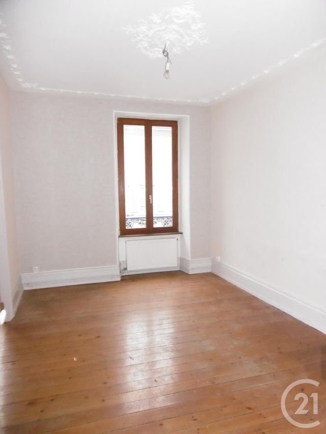Appartement F3 à louer - 2 pièces - 67.0 m2 - BELFORT - 90 - FRANCHE-COMTE - Century 21 Agence Du Théâtre Appartement F3 à louer - 2 pièces - 67.0 m2 - BELFORT - 90 - FRANCHE-COMTE - Century 21 Agence Du Théâtre