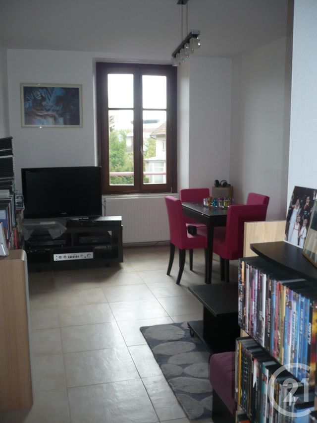 Appartement F2 à louer - 2 pièces - 41.0 m2 - CRAVANCHE - 90 - FRANCHE-COMTE - Century 21 Agence Du Théâtre Appartement F2 à louer - 2 pièces - 41.0 m2 - CRAVANCHE - 90 - FRANCHE-COMTE - Century 21 Agence Du Théâtre