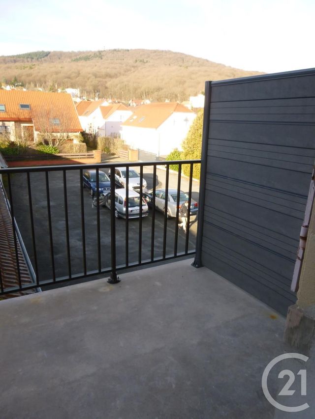 Appartement F2 à louer - 2 pièces - 41.0 m2 - CRAVANCHE - 90 - FRANCHE-COMTE - Century 21 Agence Du Théâtre Appartement F2 à louer - 2 pièces - 41.0 m2 - CRAVANCHE - 90 - FRANCHE-COMTE - Century 21 Agence Du Théâtre