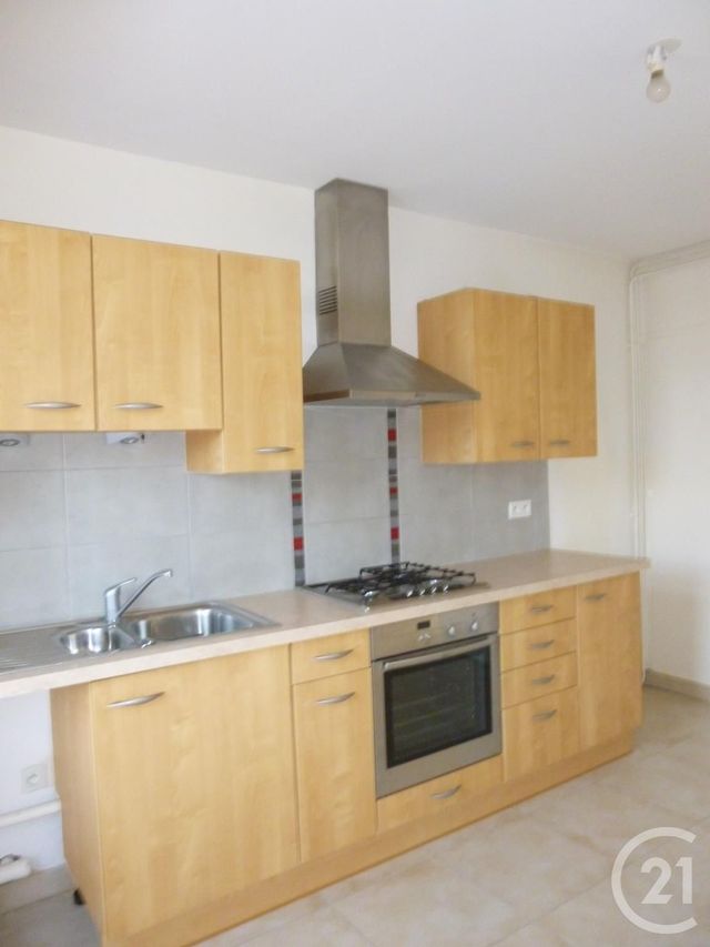 Appartement F2 à louer - 2 pièces - 41.0 m2 - CRAVANCHE - 90 - FRANCHE-COMTE - Century 21 Agence Du Théâtre Appartement F2 à louer - 2 pièces - 41.0 m2 - CRAVANCHE - 90 - FRANCHE-COMTE - Century 21 Agence Du Théâtre
