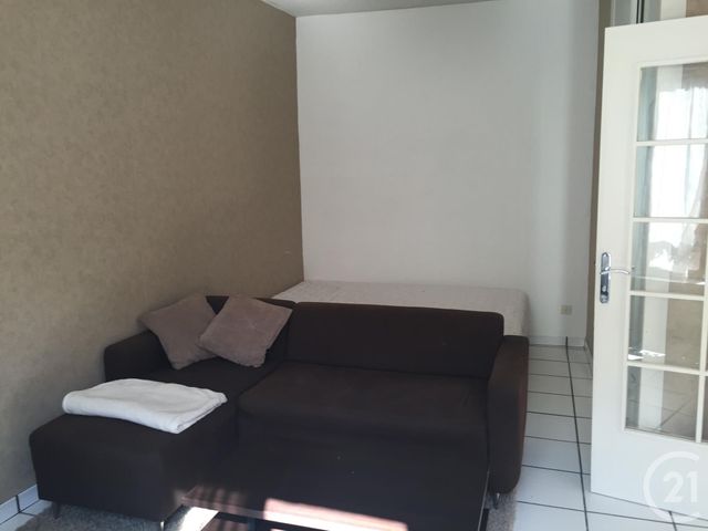 Appartement F1 à louer - 1 pièce - 26.58 m2 - BELFORT - 90 - FRANCHE-COMTE - Century 21 Agence Du Théâtre Appartement F1 à louer - 1 pièce - 26.58 m2 - BELFORT - 90 - FRANCHE-COMTE - Century 21 Agence Du Théâtre
