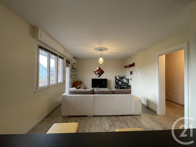 Appartement T3 à vendre - 3 pièces - 63.63 m2 - BELFORT - 90 - FRANCHE-COMTE - Century 21 Agence Du Théâtre Appartement T3 à vendre - 3 pièces - 63.63 m2 - BELFORT - 90 - FRANCHE-COMTE - Century 21 Agence Du Théâtre