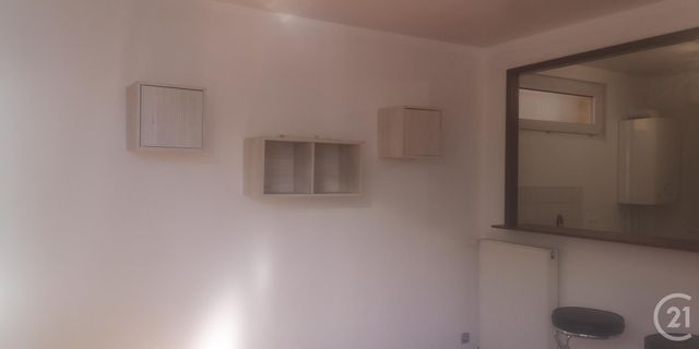 Appartement F2 à louer - 2 pièces - 34.65 m2 - BELFORT - 90 - FRANCHE-COMTE - Century 21 Agence Du Théâtre Appartement F2 à louer - 2 pièces - 34.65 m2 - BELFORT - 90 - FRANCHE-COMTE - Century 21 Agence Du Théâtre