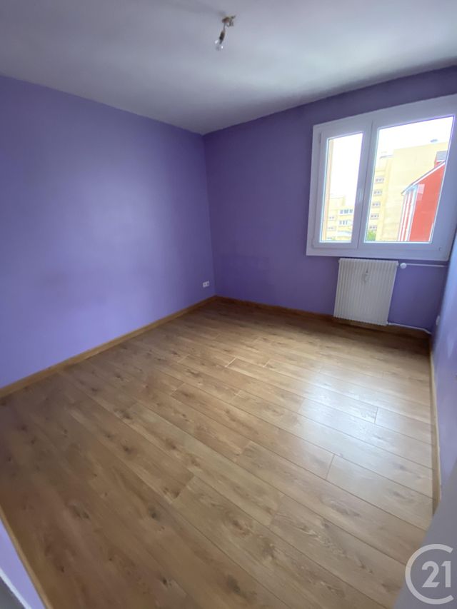 Appartement F4 à vendre - 4 pièces - 75.0 m2 - BELFORT - 90 - FRANCHE-COMTE - Century 21 Agence Du Théâtre Appartement F4 à vendre - 4 pièces - 75.0 m2 - BELFORT - 90 - FRANCHE-COMTE - Century 21 Agence Du Théâtre