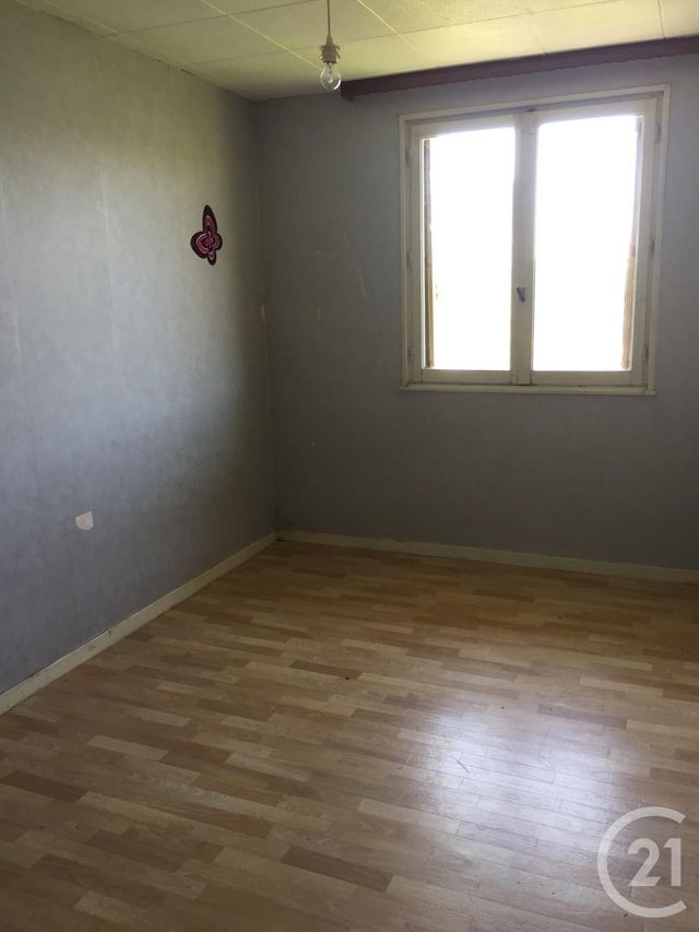 Afficher la photo en grand Appartement F5 à vendre - 5 pièces - 78.44 m2 - BELFORT - 90 - FRANCHE-COMTE - Century 21 Agence Du Théâtre