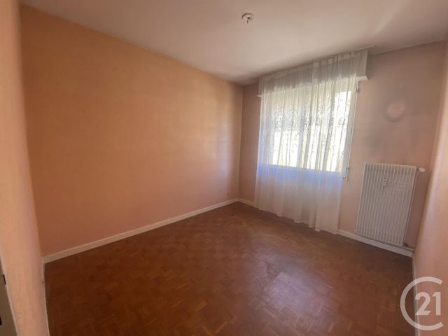 Afficher la photo en grand Appartement F5 à vendre - 5 pièces - 95.75 m2 - BELFORT - 90 - FRANCHE-COMTE - Century 21 Agence Du Théâtre