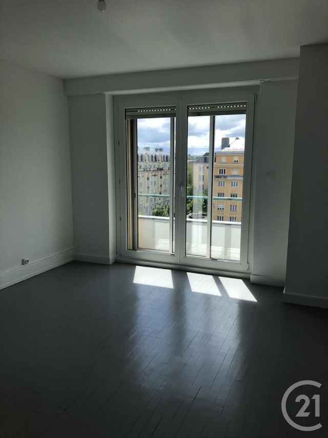 Afficher la photo en grand appartement à louer - 5 pièces - 85.1 m2 - BELFORT - 90 - FRANCHE-COMTE - Century 21 Agence Du Théâtre