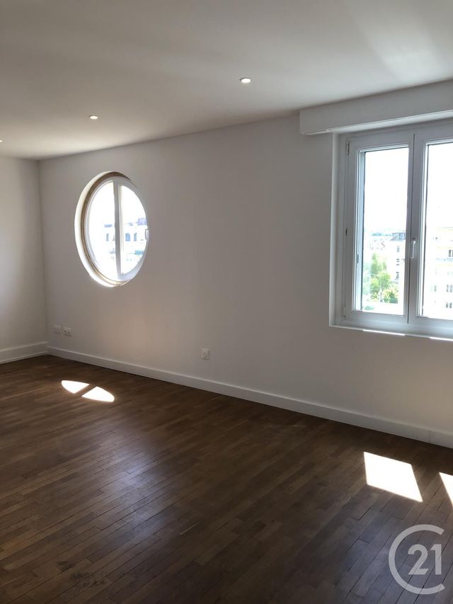 Afficher la photo en grand appartement à louer - 5 pièces - 85.1 m2 - BELFORT - 90 - FRANCHE-COMTE - Century 21 Agence Du Théâtre
