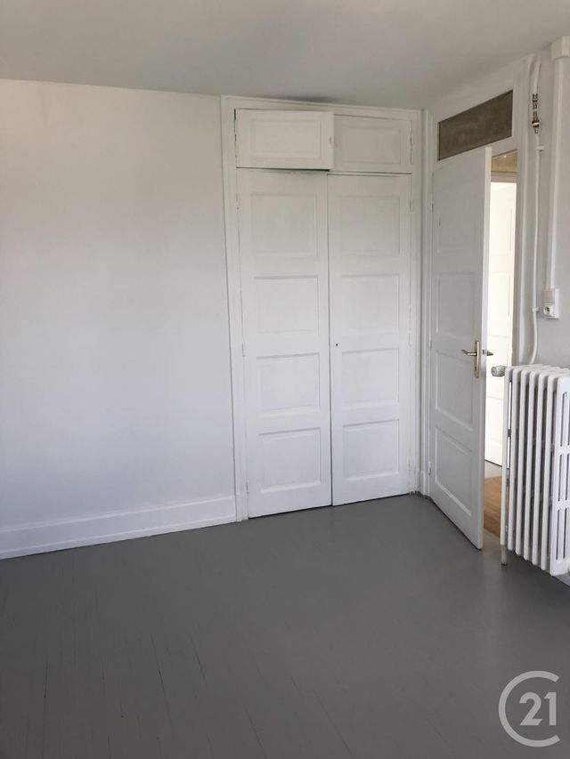 Afficher la photo en grand appartement à louer - 5 pièces - 85.1 m2 - BELFORT - 90 - FRANCHE-COMTE - Century 21 Agence Du Théâtre
