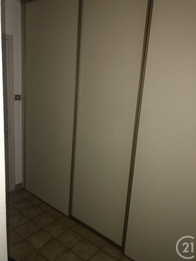 Afficher la photo en grand Appartement F2 à louer - 3 pièces - 48.0 m2 - DELLE - 90 - FRANCHE-COMTE - Century 21 Agence Du Théâtre