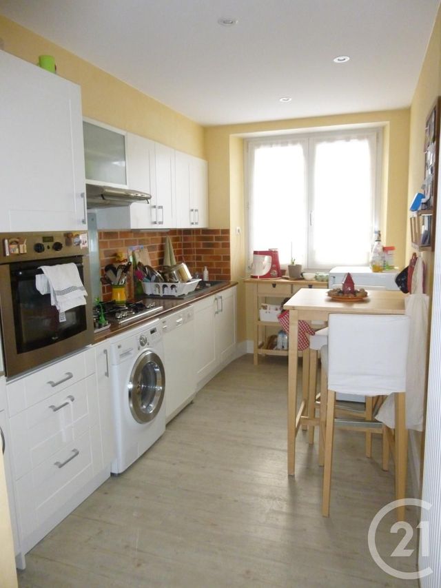 Afficher la photo en grand Appartement F4 à louer - 4 pièces - 69.94 m2 - BELFORT - 90 - FRANCHE-COMTE - Century 21 Agence Du Théâtre