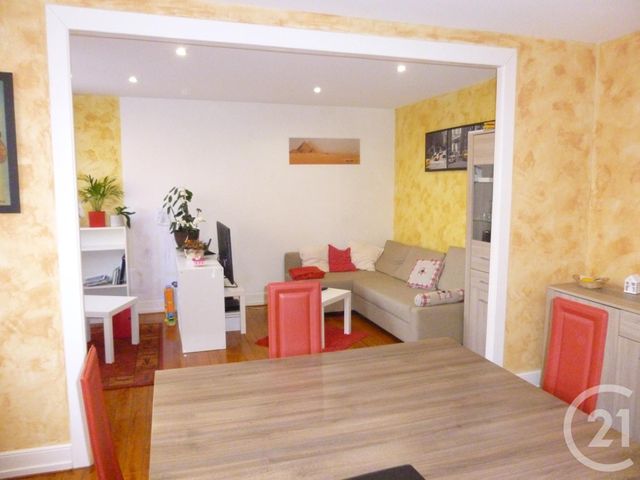 Afficher la photo en grand Appartement F4 à louer - 4 pièces - 69.94 m2 - BELFORT - 90 - FRANCHE-COMTE - Century 21 Agence Du Théâtre
