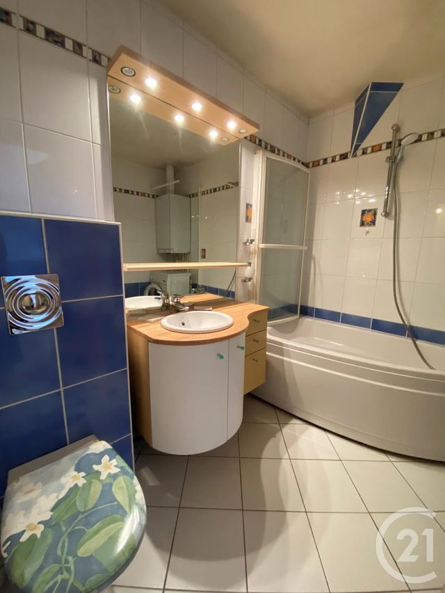 Afficher la photo en grand Appartement F3 à louer - 3 pièces - 79.69 m2 - BELFORT - 90 - FRANCHE-COMTE - Century 21 Agence Du Théâtre