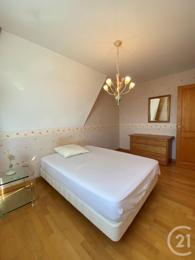 Afficher la photo en grand Appartement F3 à louer - 3 pièces - 79.69 m2 - BELFORT - 90 - FRANCHE-COMTE - Century 21 Agence Du Théâtre