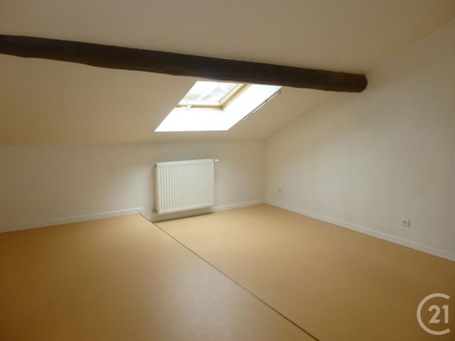 Afficher la photo en grand Appartement F3 à louer - 3 pièces - 60.0 m2 - BAVILLIERS - 90 - FRANCHE-COMTE - Century 21 Agence Du Théâtre