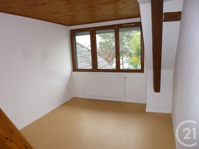 Afficher la photo en grand Appartement F3 à louer - 3 pièces - 60.0 m2 - BAVILLIERS - 90 - FRANCHE-COMTE - Century 21 Agence Du Théâtre