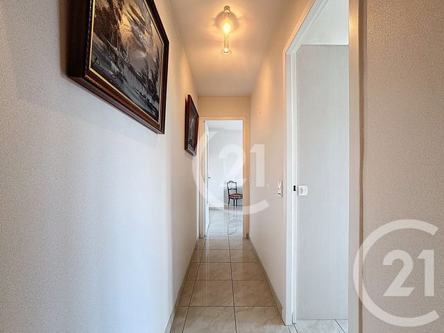 Appartement F6 à vendre - 6 pièces - 112.98 m2 - BELFORT - 90 - FRANCHE-COMTE - Century 21 Agence Du Théâtre