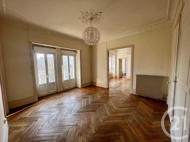 Appartement F5 à louer - 5 pièces - 120.0 m2 - BELFORT - 90 - FRANCHE-COMTE - Century 21 Agence Du Théâtre