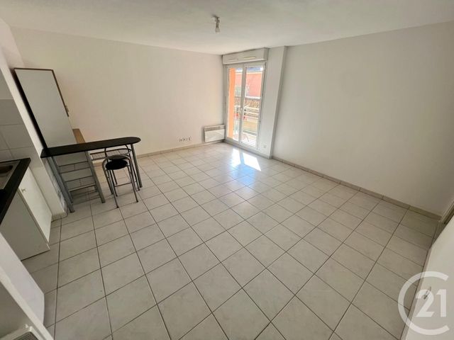 Appartement F1 à louer - 1 pièce - 35.12 m2 - BELFORT - 90 - FRANCHE-COMTE - Century 21 Agence Du Théâtre