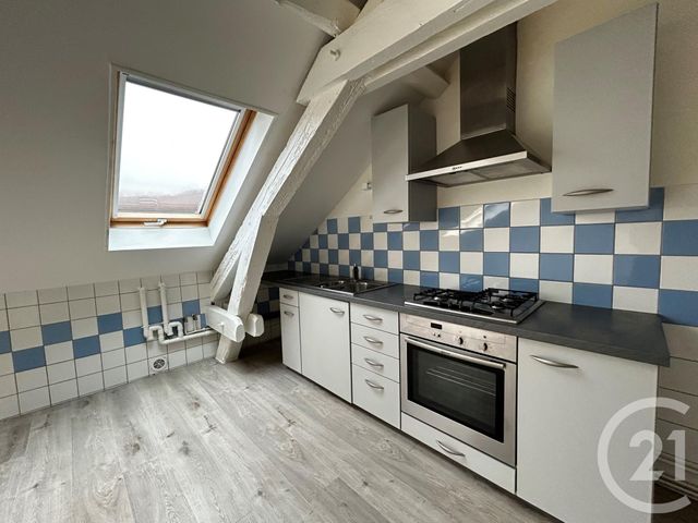 Appartement F2 à louer - 2 pièces - 39.5 m2 - CRAVANCHE - 90 - FRANCHE-COMTE - Century 21 Agence Du Théâtre