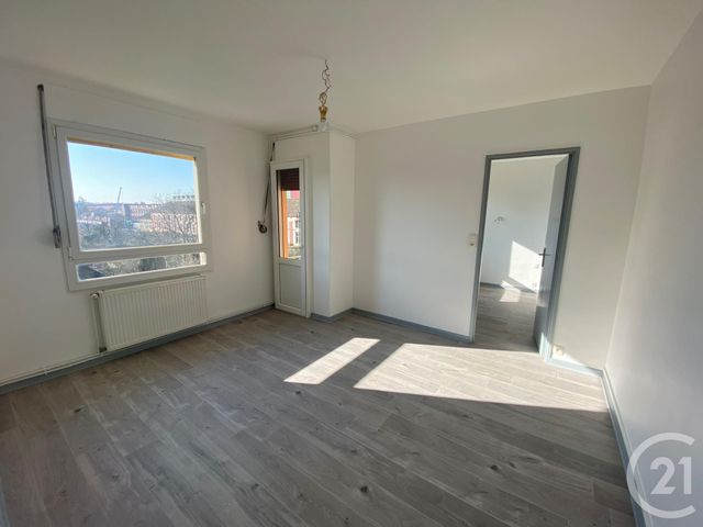 appartement à louer - 2 pièces - 36.0 m2 - BELFORT - 90 - FRANCHE-COMTE - Century 21 Agence Du Théâtre