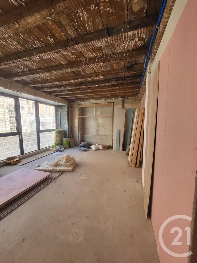 Appartement Local à louer - 4 pièces - 85.0 m2 - BELFORT - 90 - FRANCHE-COMTE - Century 21 Agence Du Théâtre