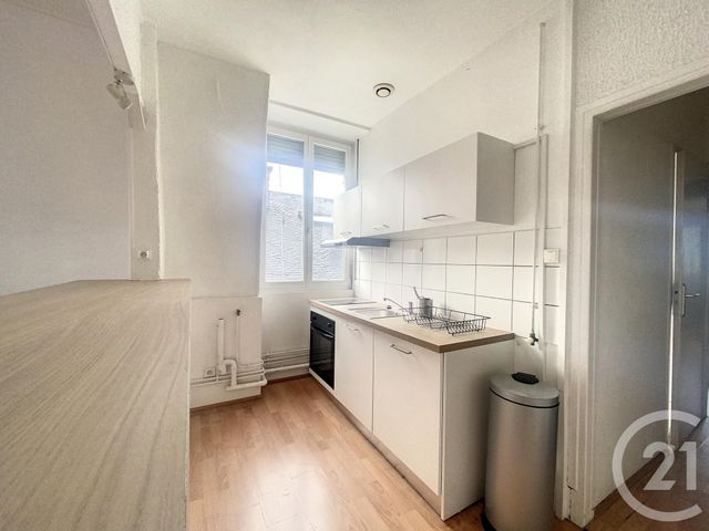 Appartement F3 à louer - 3 pièces - 60.0 m2 - BELFORT - 90 - FRANCHE-COMTE - Century 21 Agence Du Théâtre