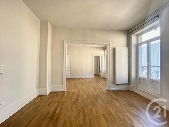Appartement F5 à louer - 5 pièces - 106.4 m2 - BELFORT - 90 - FRANCHE-COMTE - Century 21 Agence Du Théâtre