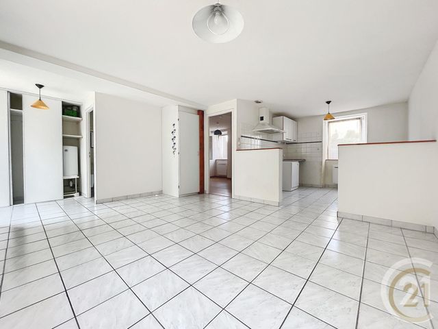 Appartement F2 à vendre - 2 pièces - 44.09 m2 - BAVILLIERS - 90 - FRANCHE-COMTE - Century 21 Agence Du Théâtre