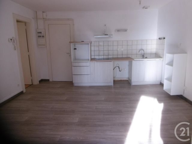 Appartement F3 à louer - 3 pièces - 79.0 m2 - BAVILLIERS - 90 - FRANCHE-COMTE - Century 21 Agence Du Théâtre