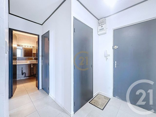 Afficher la photo en grand Appartement F3 à vendre - 3 pièces - 59.72 m2 - BELFORT - 90 - FRANCHE-COMTE - Century 21 Agence Du Théâtre