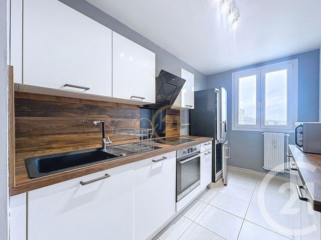 Afficher la photo en grand Appartement F3 à vendre - 3 pièces - 59.72 m2 - BELFORT - 90 - FRANCHE-COMTE - Century 21 Agence Du Théâtre