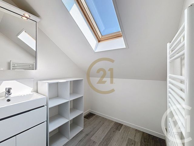 Appartement F2 à louer - 2 pièces - 39.5 m2 - CRAVANCHE - 90 - FRANCHE-COMTE - Century 21 Agence Du Théâtre