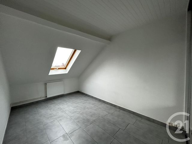 Appartement F2 à louer - 2 pièces - 39.5 m2 - CRAVANCHE - 90 - FRANCHE-COMTE - Century 21 Agence Du Théâtre