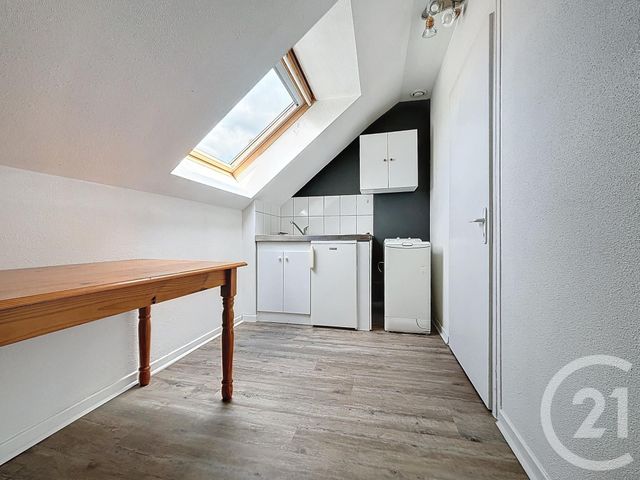 Afficher la photo en grand Appartement F1 à louer - 1 pièce - 20.15 m2 - BELFORT - 90 - FRANCHE-COMTE - Century 21 Agence Du Théâtre