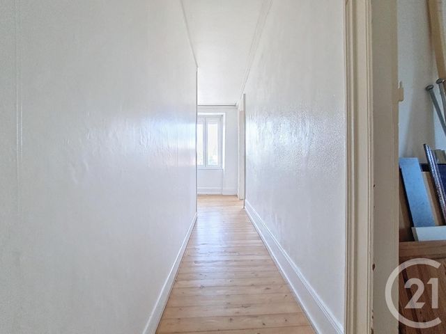 Appartement F3 à louer - 3 pièces - 82.12 m2 - CHALONVILLARS - 70 - FRANCHE-COMTE - Century 21 Agence Du Théâtre