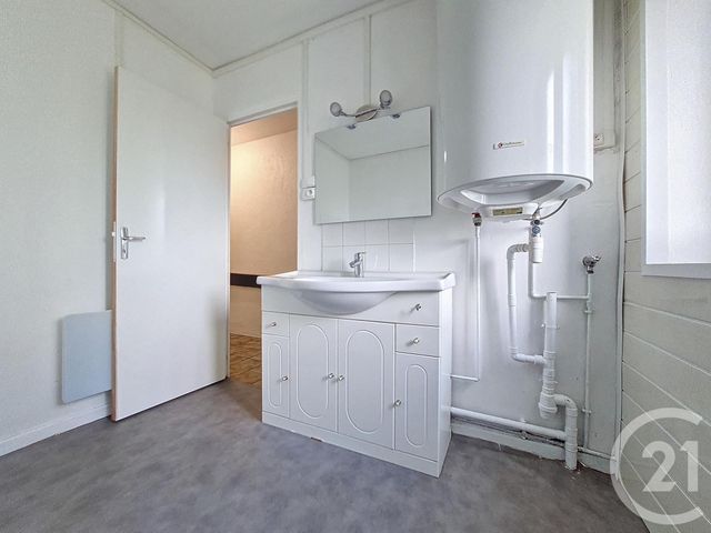 Appartement F3 à louer - 3 pièces - 82.12 m2 - CHALONVILLARS - 70 - FRANCHE-COMTE - Century 21 Agence Du Théâtre