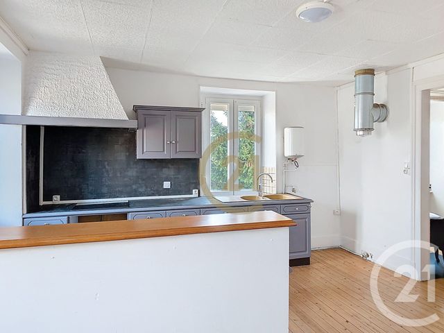 Appartement F3 à louer - 3 pièces - 82.12 m2 - CHALONVILLARS - 70 - FRANCHE-COMTE - Century 21 Agence Du Théâtre