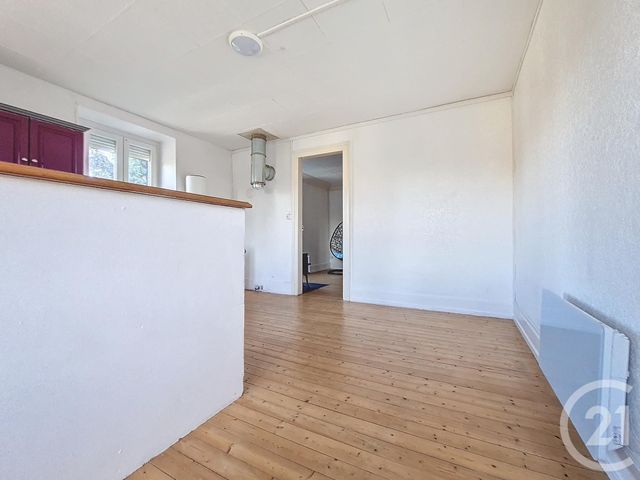 Appartement F3 à louer - 3 pièces - 82.12 m2 - CHALONVILLARS - 70 - FRANCHE-COMTE - Century 21 Agence Du Théâtre